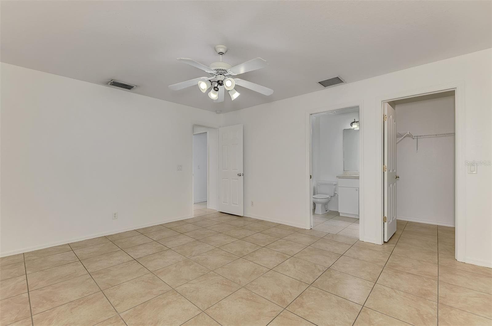 Single Family Residence at 3305 CIRCLEVILLE ST, NORTH PORT, photo 24 of 53