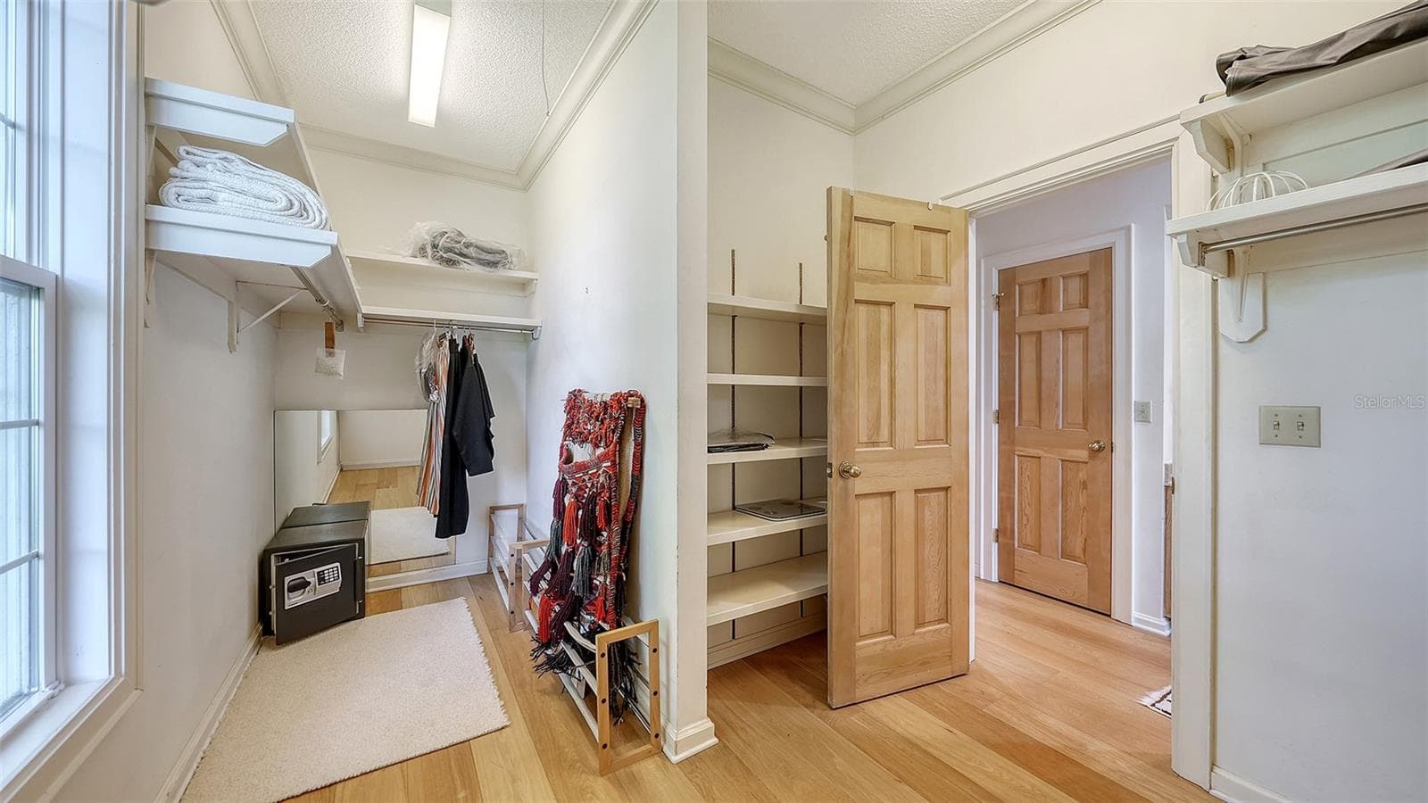 Walk-In PRIMARY SUITE Closet - 227 SAINT JAMES PARK, OSPREY