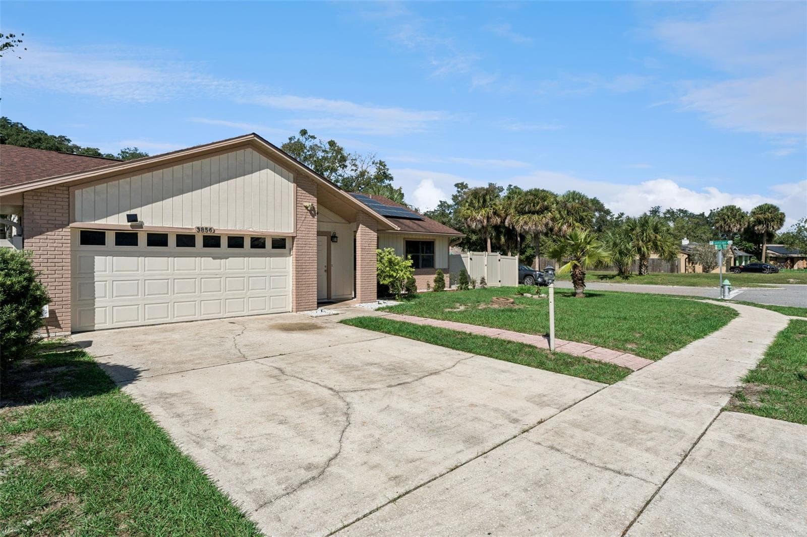 Single Family Residence at 3856 SHADY GROVE CIR, ORLANDO, photo 2 of 29