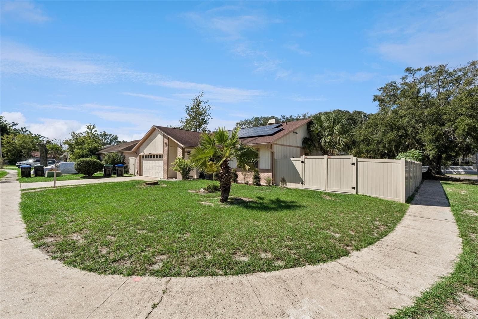 Single Family Residence at 3856 SHADY GROVE CIR, ORLANDO, photo 3 of 29