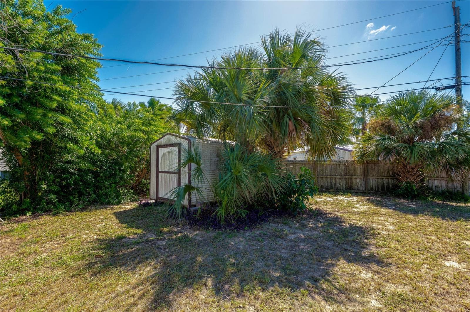 Single Family Residence at 34 RIVER DR, ORMOND BEACH, photo 19 of 39
