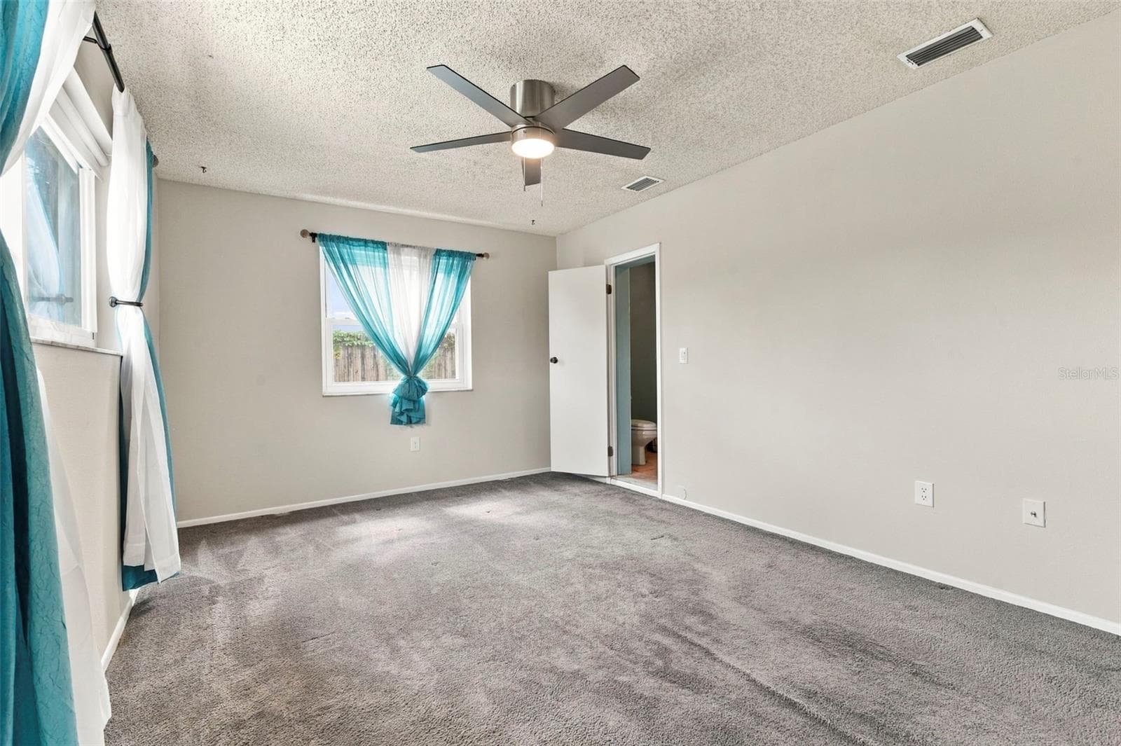 bdrm 3 - 1279 S DISSTON AVE, TARPON SPRINGS