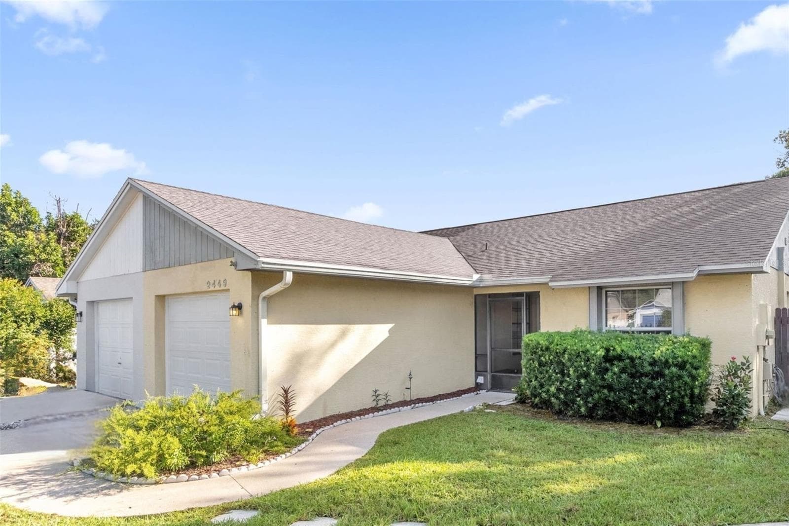 Half Duplex at 2449 LONG MEADOW WAY, ORLANDO, photo 2 of 31