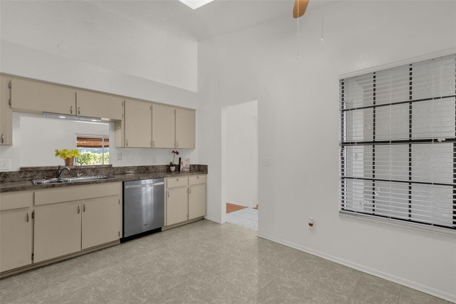 Half Duplex at 2449 LONG MEADOW WAY, ORLANDO, photo 8 of 31