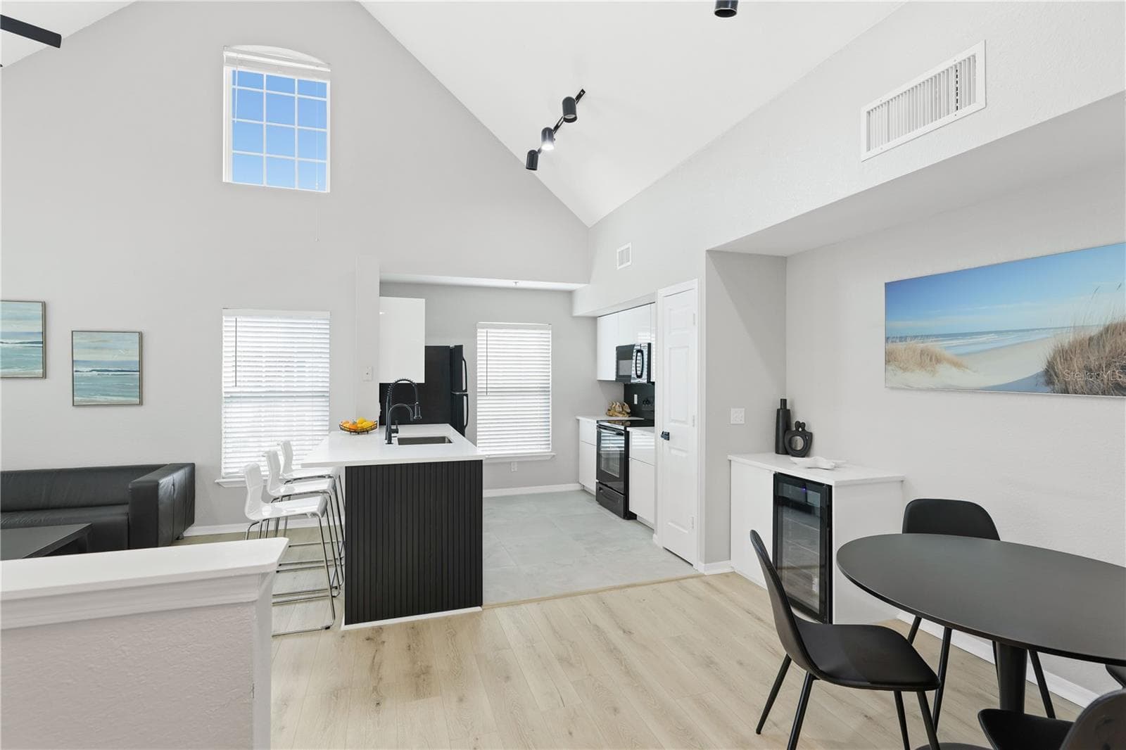Condominium at 5531 ROSEHILL RD #203, SARASOTA, photo 3 of 37