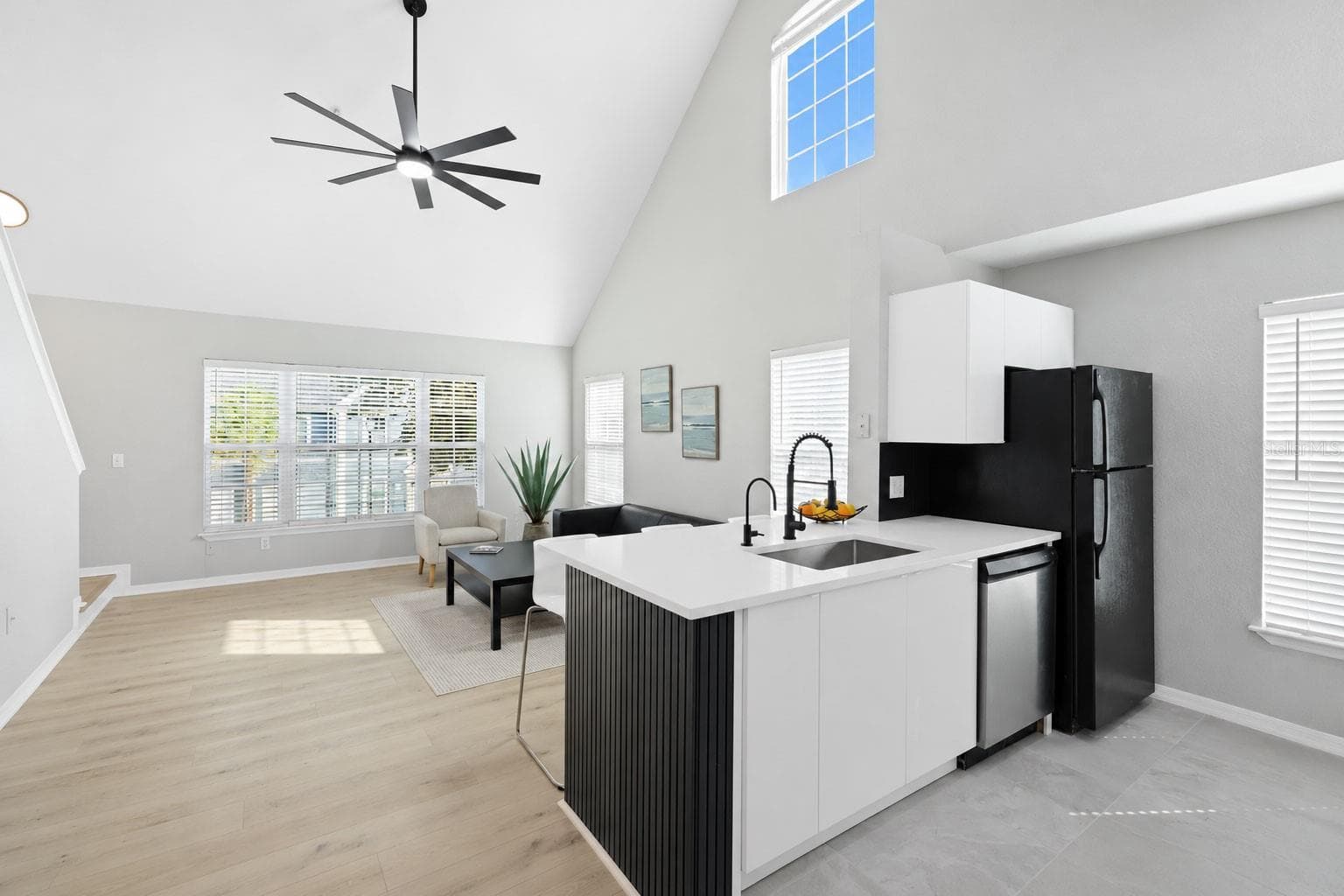 Condominium at 5531 ROSEHILL RD #203, SARASOTA, photo 4 of 37