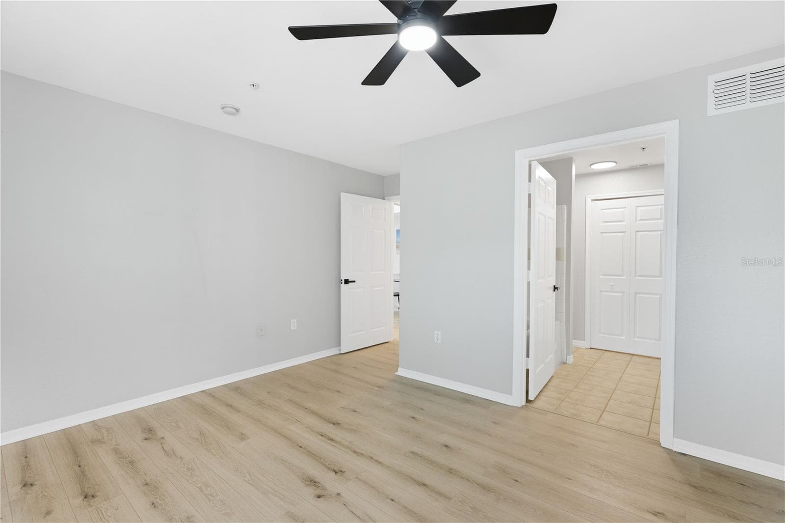 Condominium at 5531 ROSEHILL RD #203, SARASOTA, photo 19 of 37