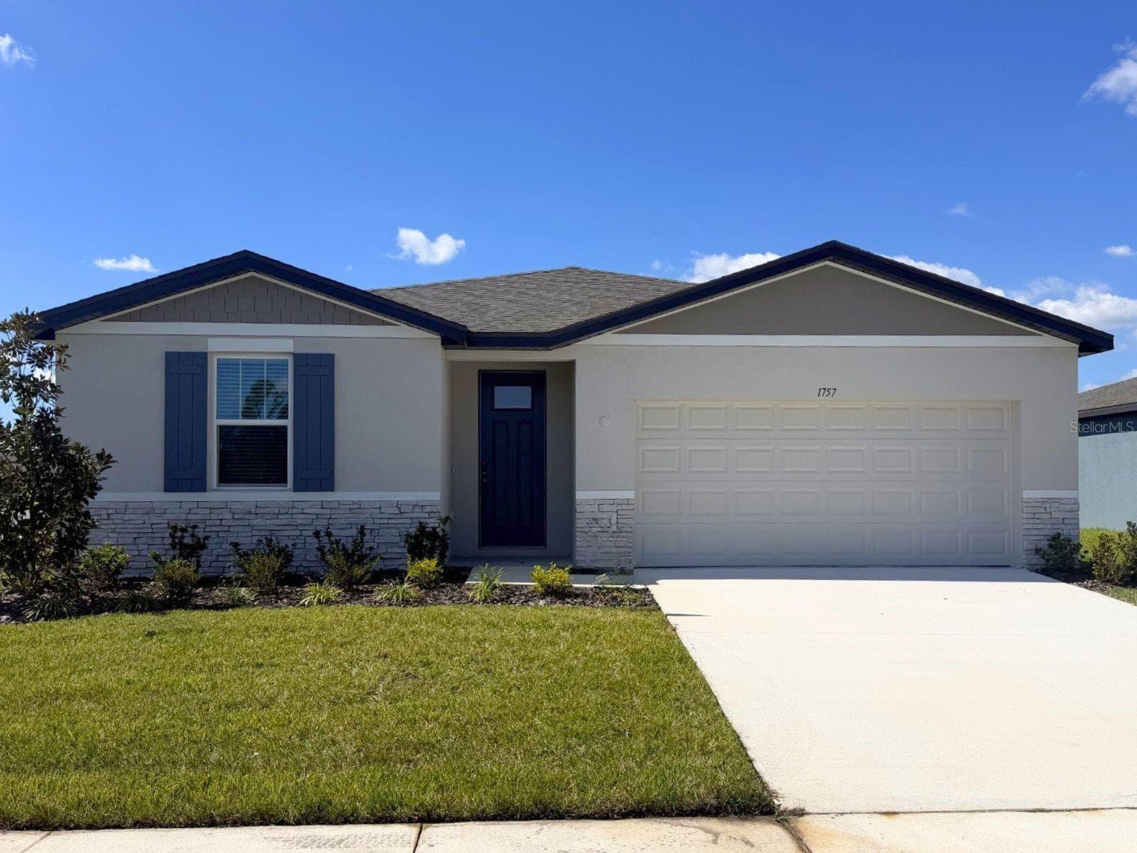 Single Family Residence at 1757 FOREST RUN LN, AUBURNDALE, photo 2 of 15