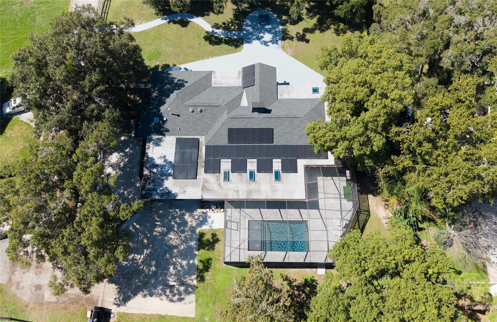 Ariel (1) - 1817 N KEENE RD, CLEARWATER