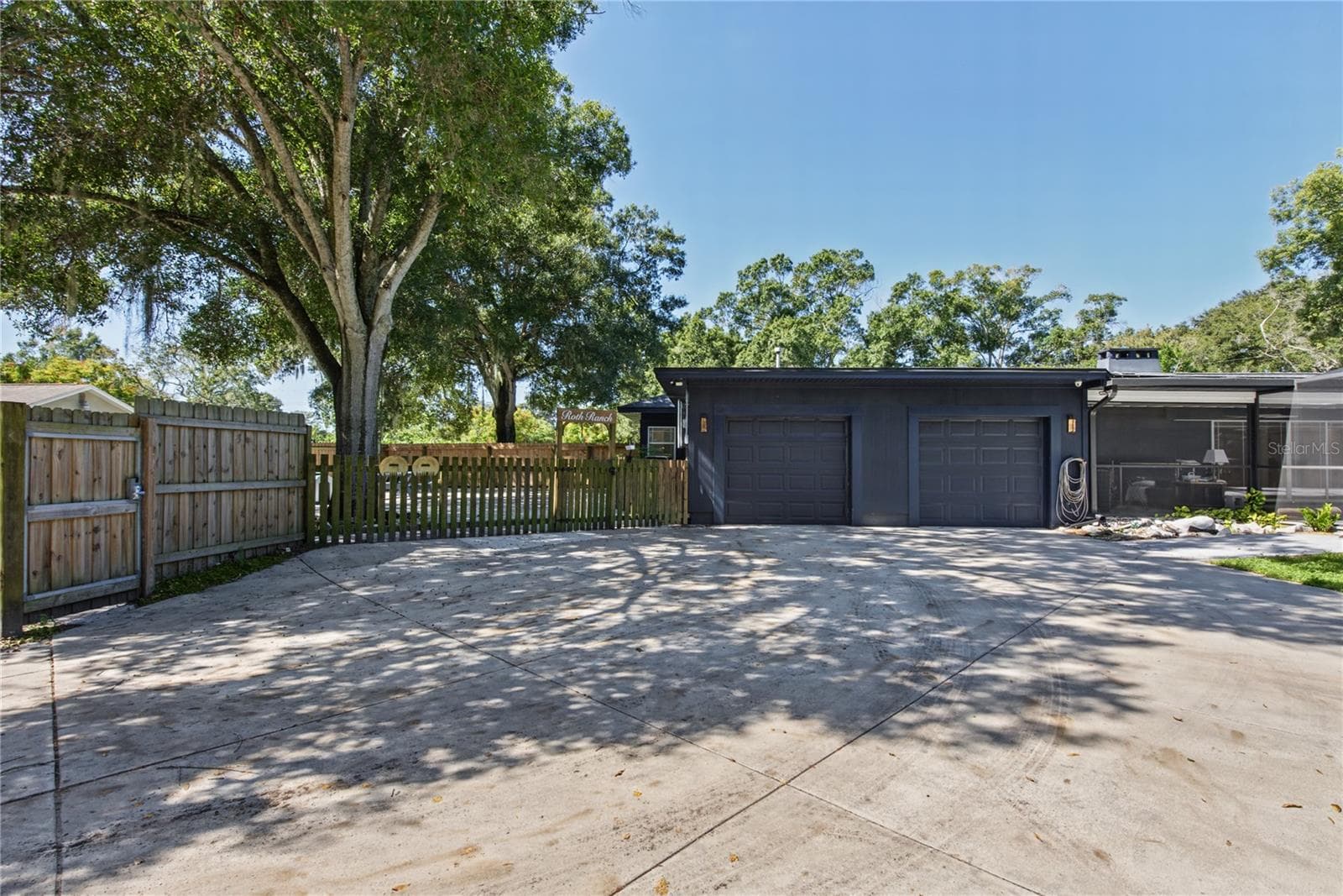 Garage (1) - 1817 N KEENE RD, CLEARWATER