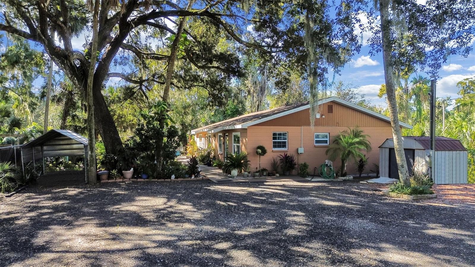 Exterior - 4218 ALAFIA BLVD, BRANDON