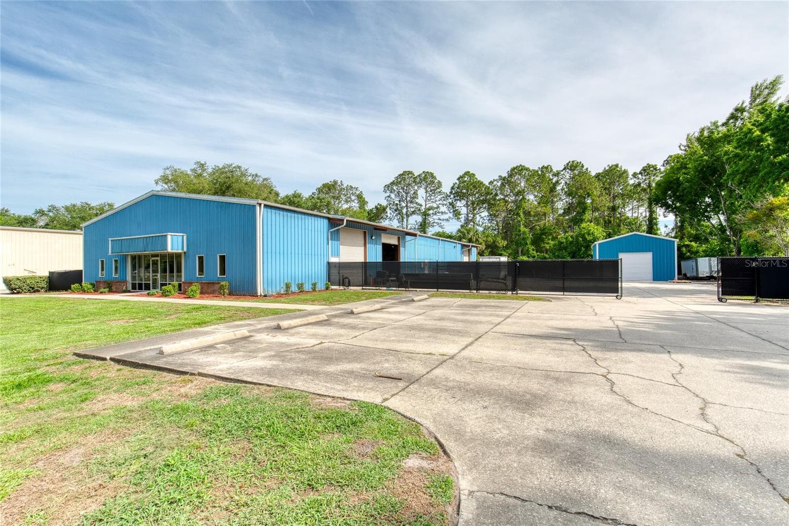 6 Aviator - Stoneworks - 4 & 6 AVIATOR WAY, ORMOND BEACH
