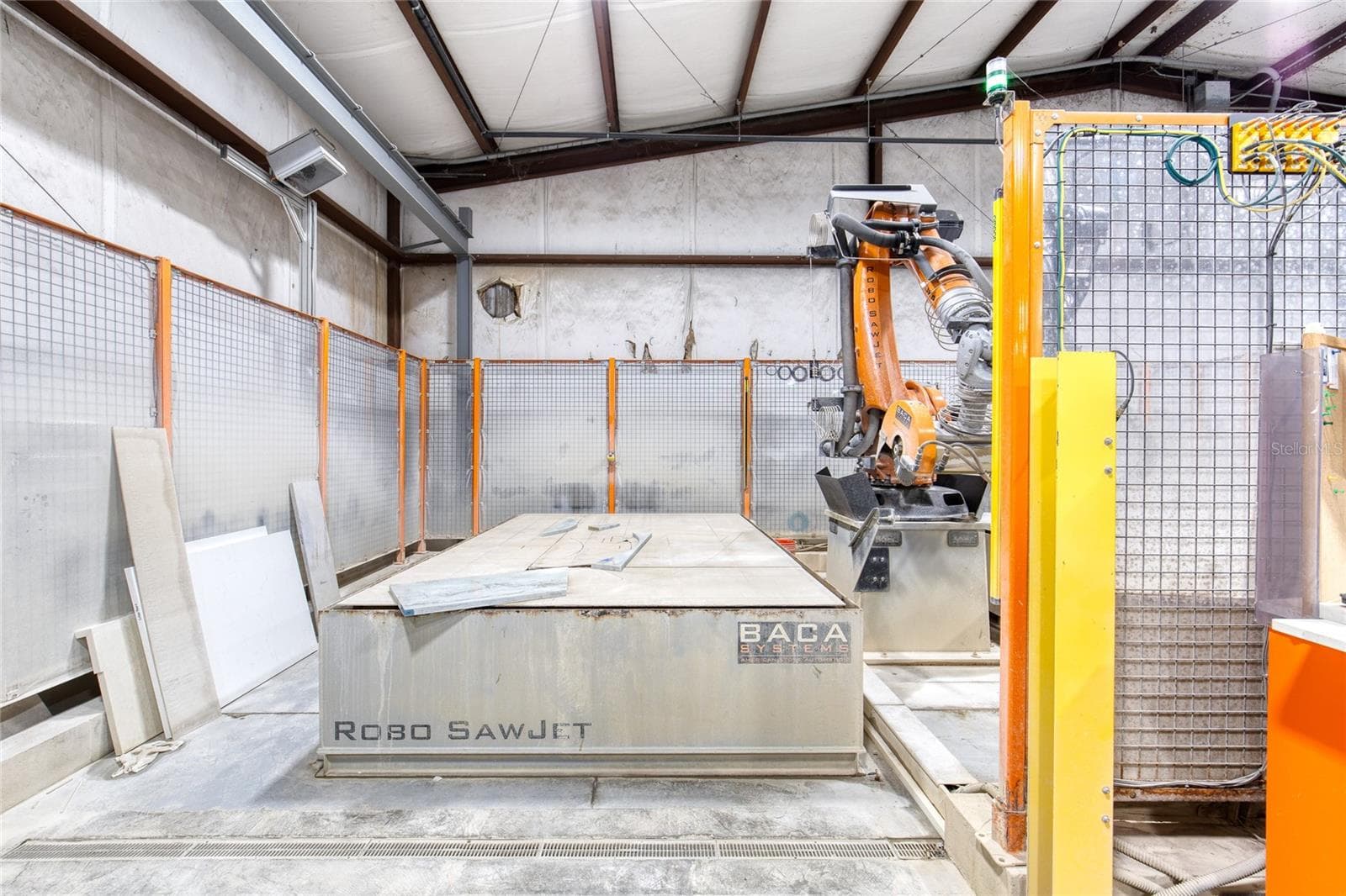 Stoneworks Cut Saw - 4 & 6 AVIATOR WAY, ORMOND BEACH