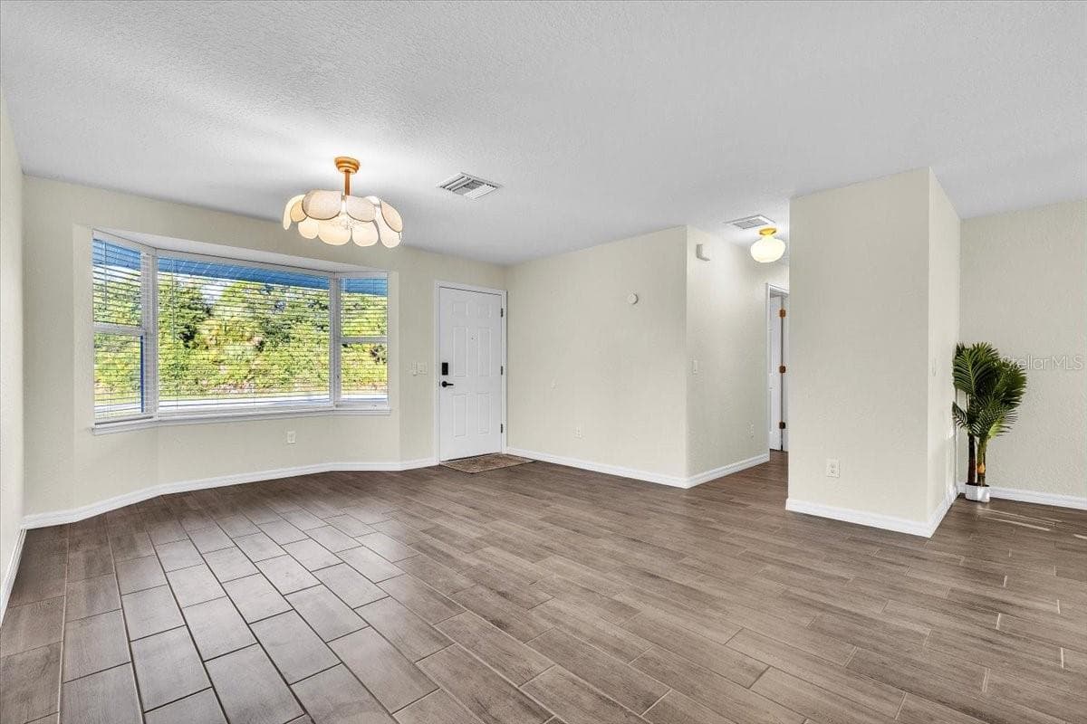 Single Family Residence at 2524 COLLINGSWOOD BLVD, PORT CHARLOTTE, photo 4 of 42