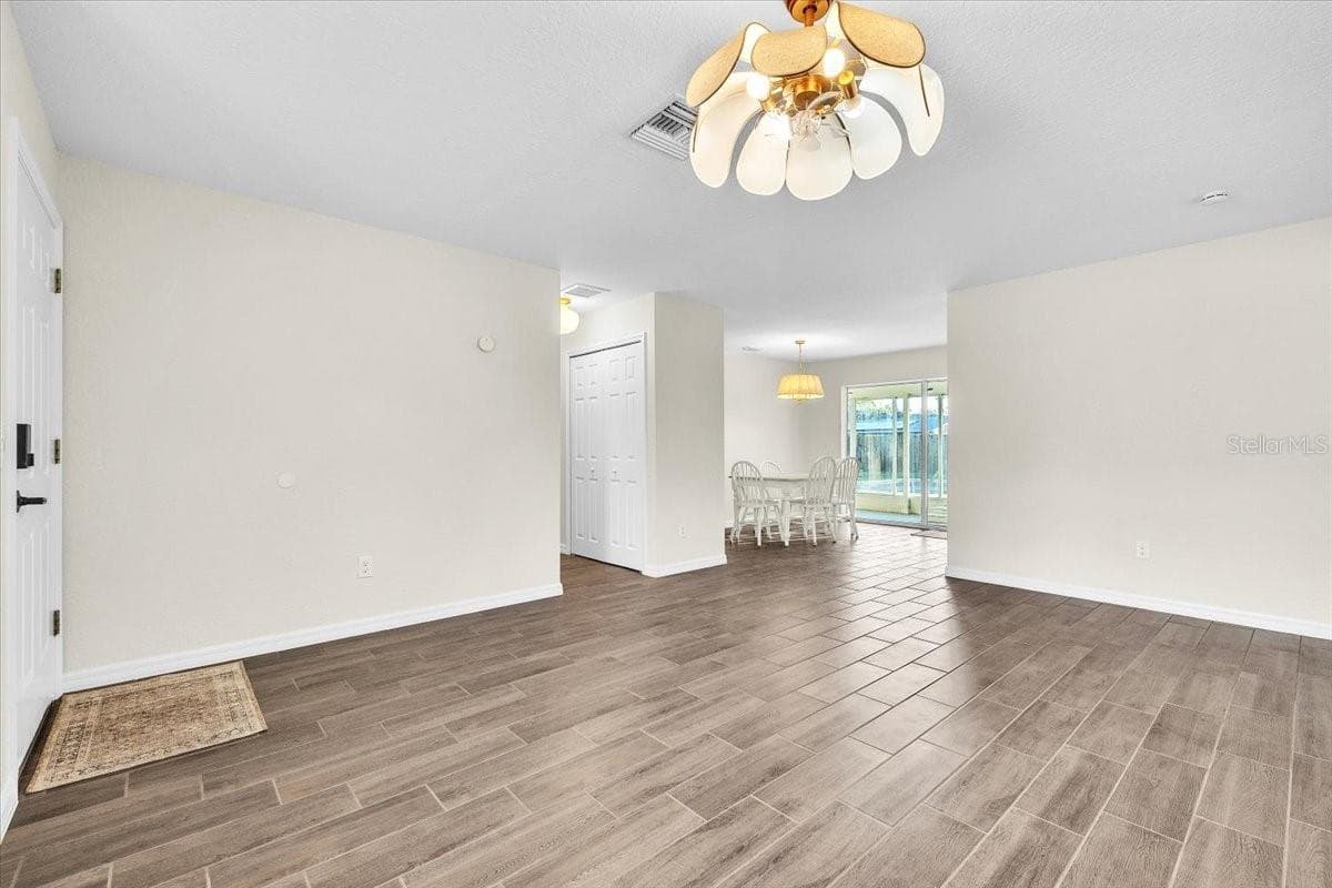 Single Family Residence at 2524 COLLINGSWOOD BLVD, PORT CHARLOTTE, photo 5 of 42