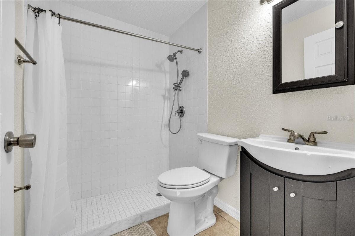 Single Family Residence at 2524 COLLINGSWOOD BLVD, PORT CHARLOTTE, photo 22 of 42