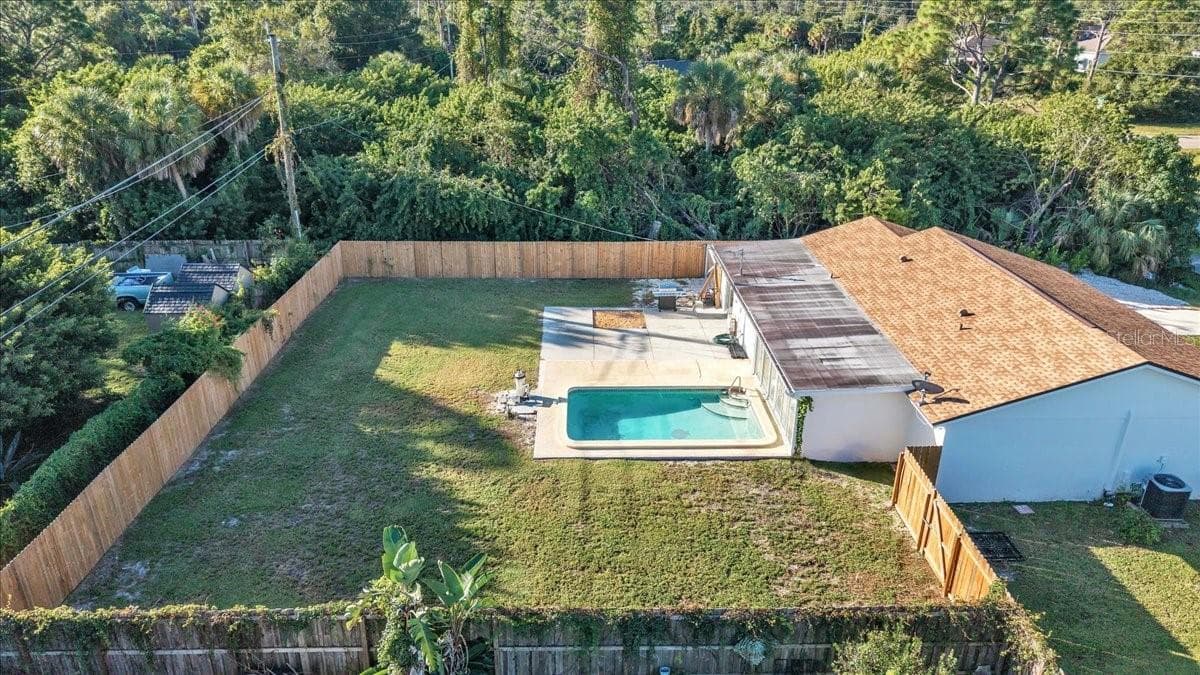 Single Family Residence at 2524 COLLINGSWOOD BLVD, PORT CHARLOTTE, photo 39 of 42