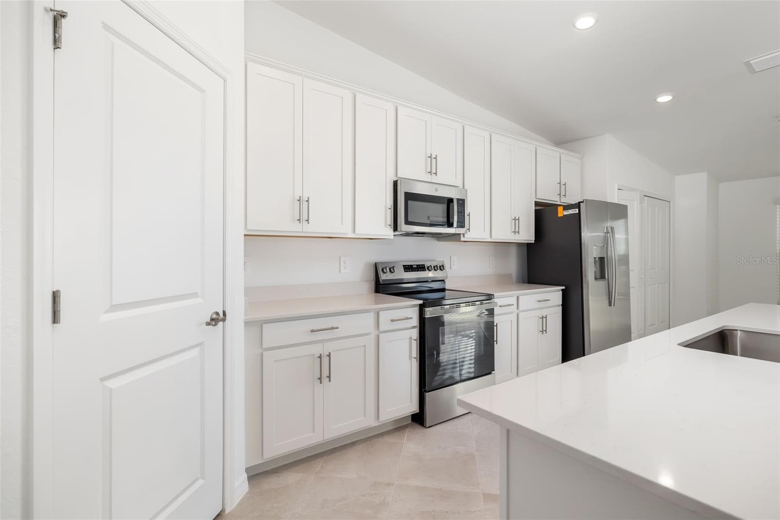 Condominium at 19015 SCALLOP LOOP #204, LAKEWOOD RANCH, photo 5 of 77