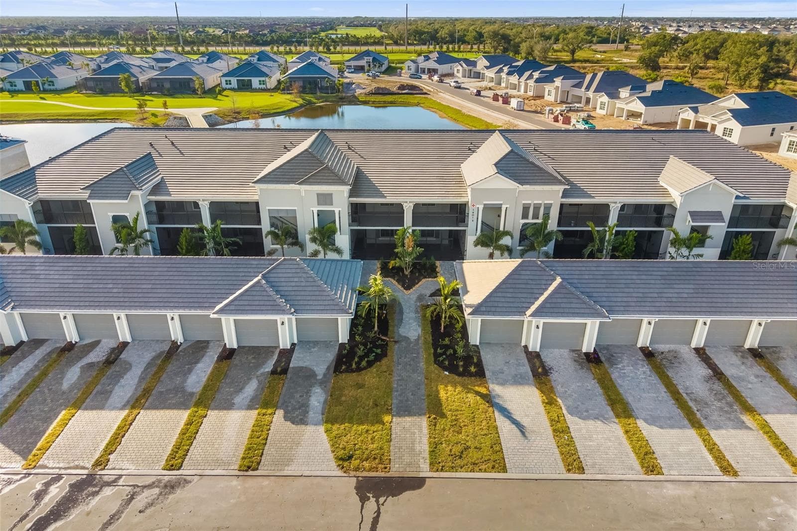 Condominium at 19015 SCALLOP LOOP #204, LAKEWOOD RANCH, photo 52 of 77