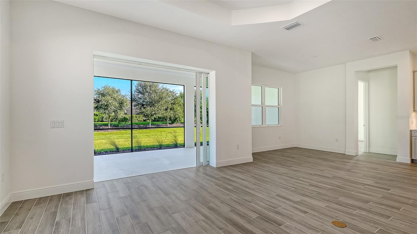 Single Family Residence at 13916 PAINTED LOOP, PARRISH, photo 3 of 31