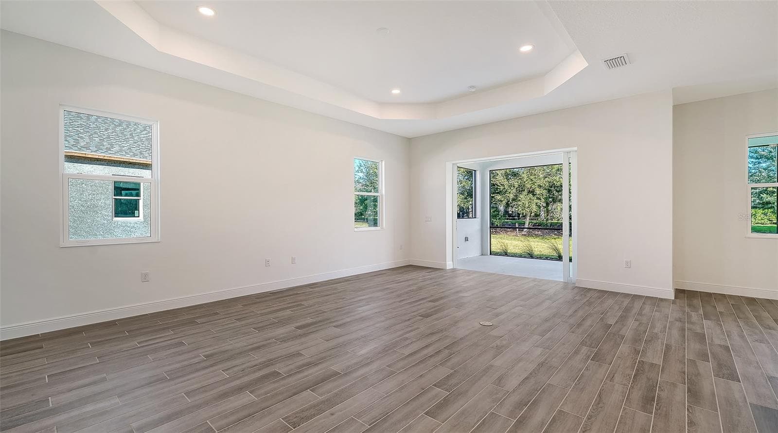Single Family Residence at 13916 PAINTED LOOP, PARRISH, photo 8 of 31