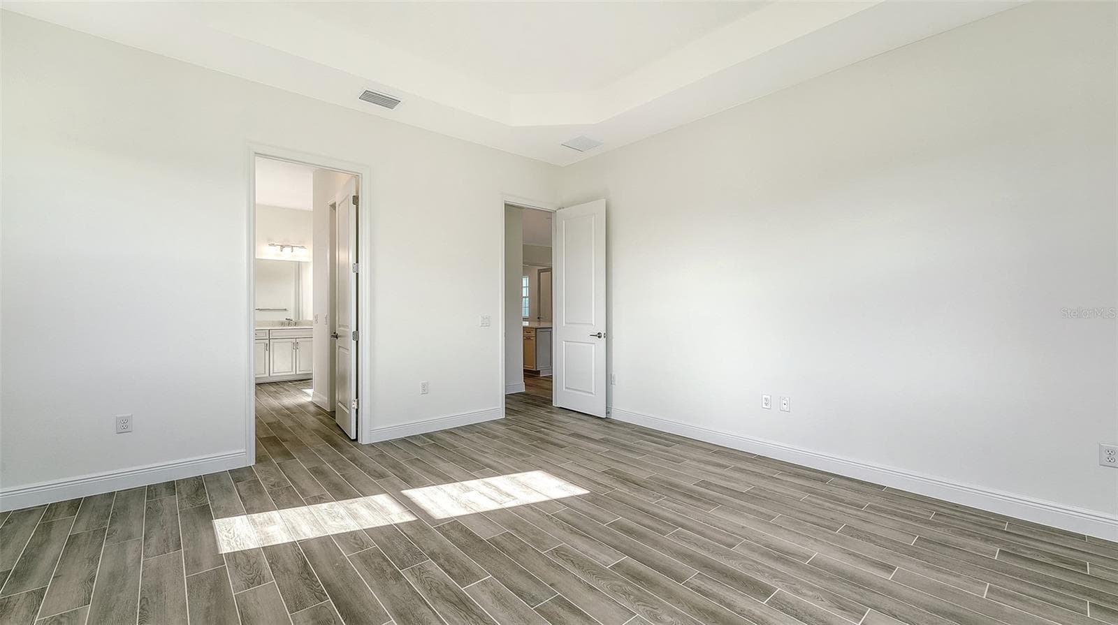 Single Family Residence at 13916 PAINTED LOOP, PARRISH, photo 17 of 31