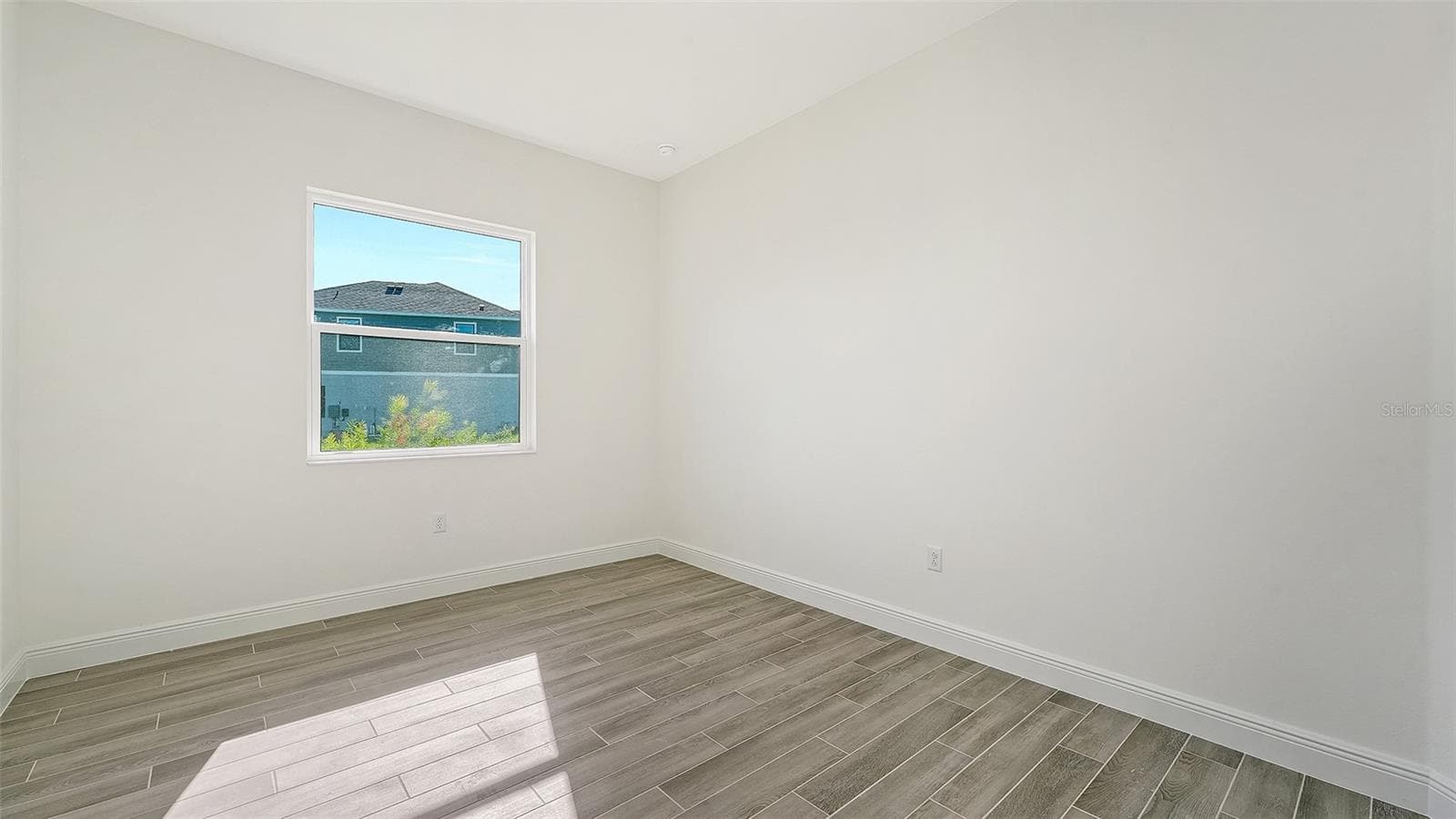 Single Family Residence at 13916 PAINTED LOOP, PARRISH, photo 20 of 31