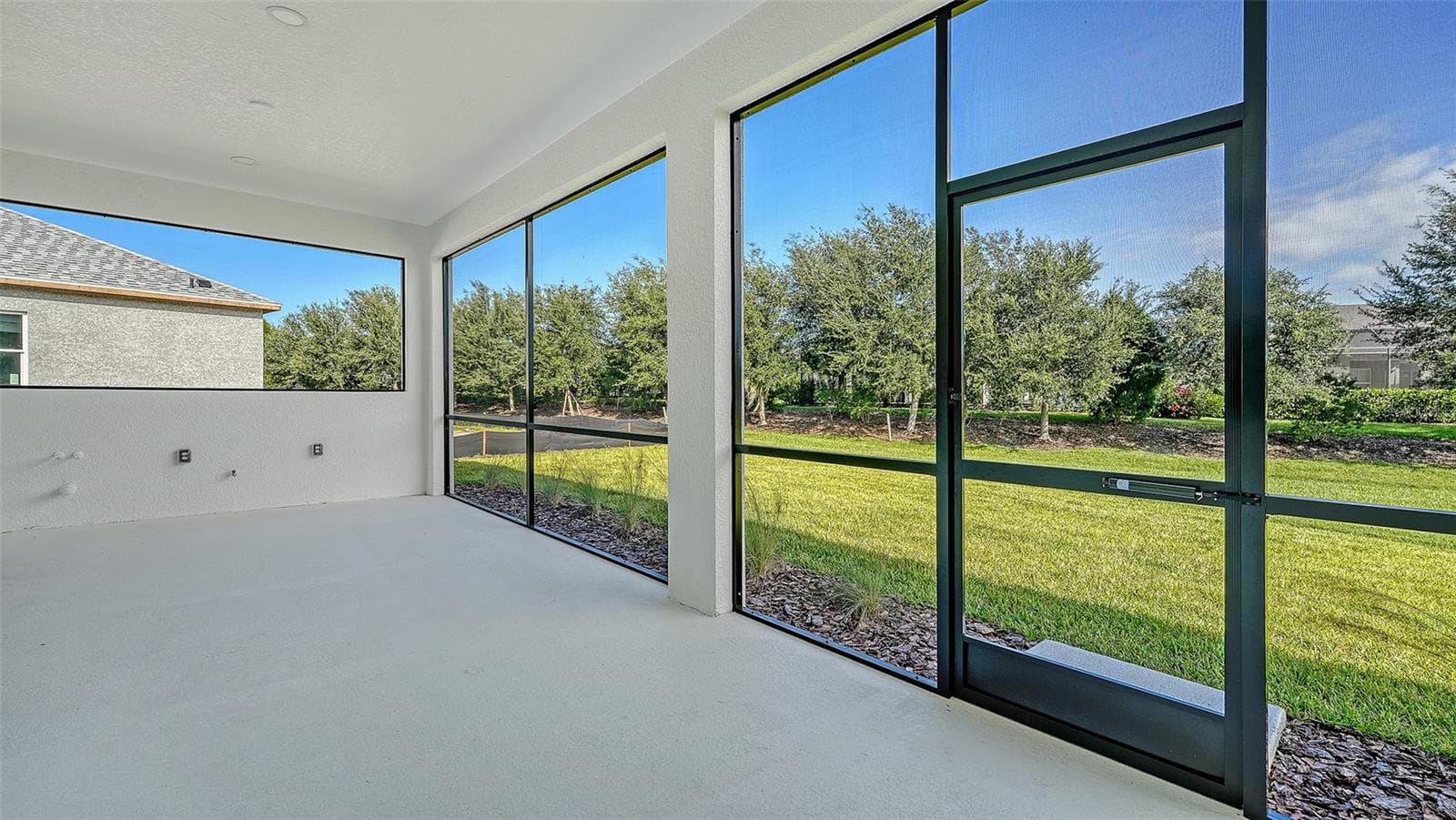 Single Family Residence at 13916 PAINTED LOOP, PARRISH, photo 28 of 31