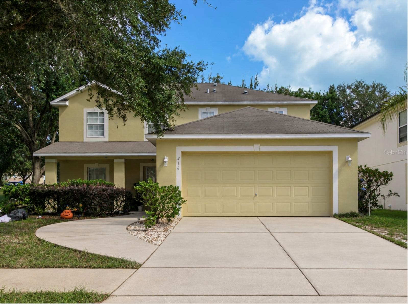 Single Family Residence at 216 TRES REYES LN, GROVELAND, photo 2 of 40