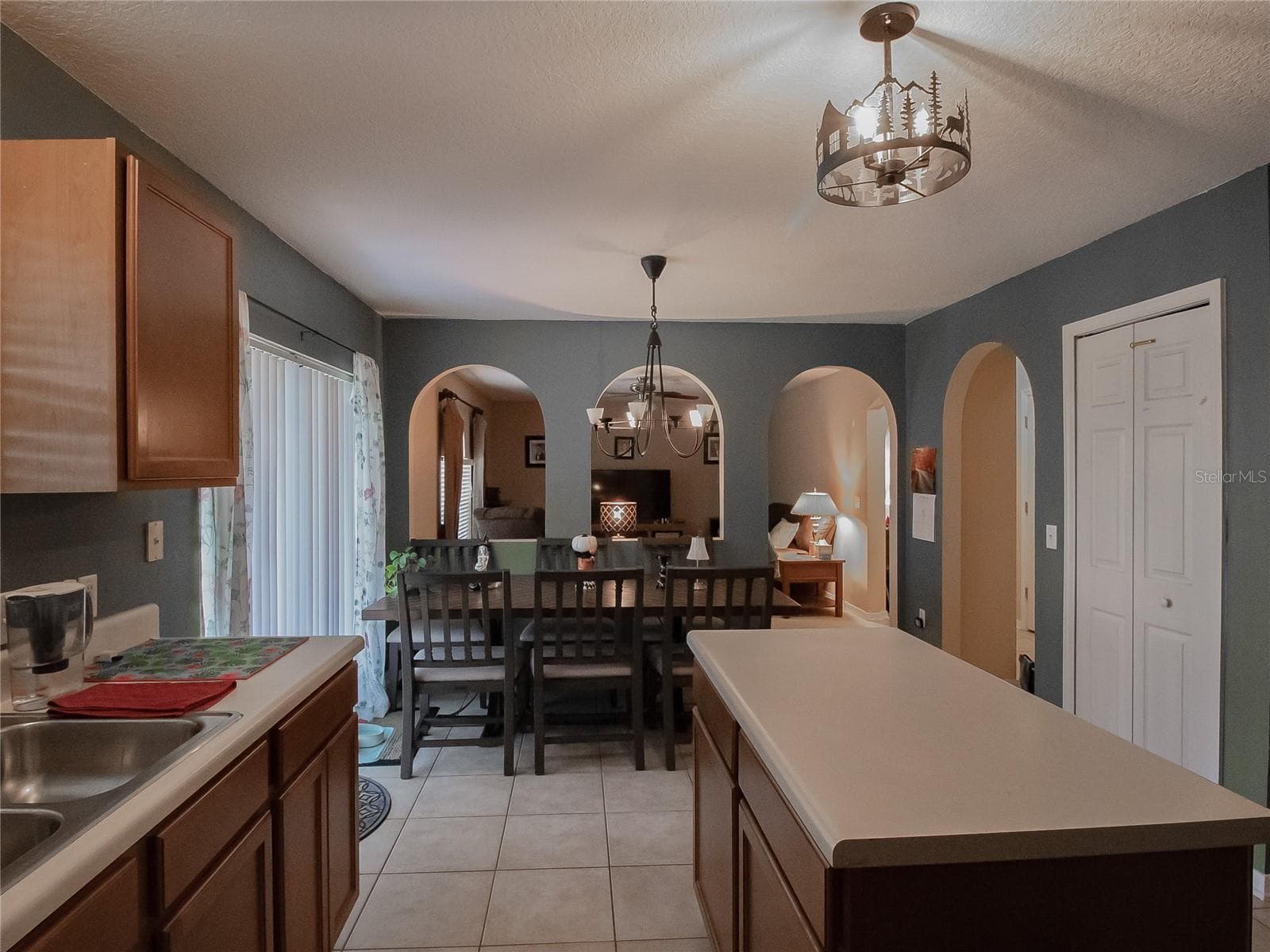 kitchen - 216 TRES REYES LN, GROVELAND