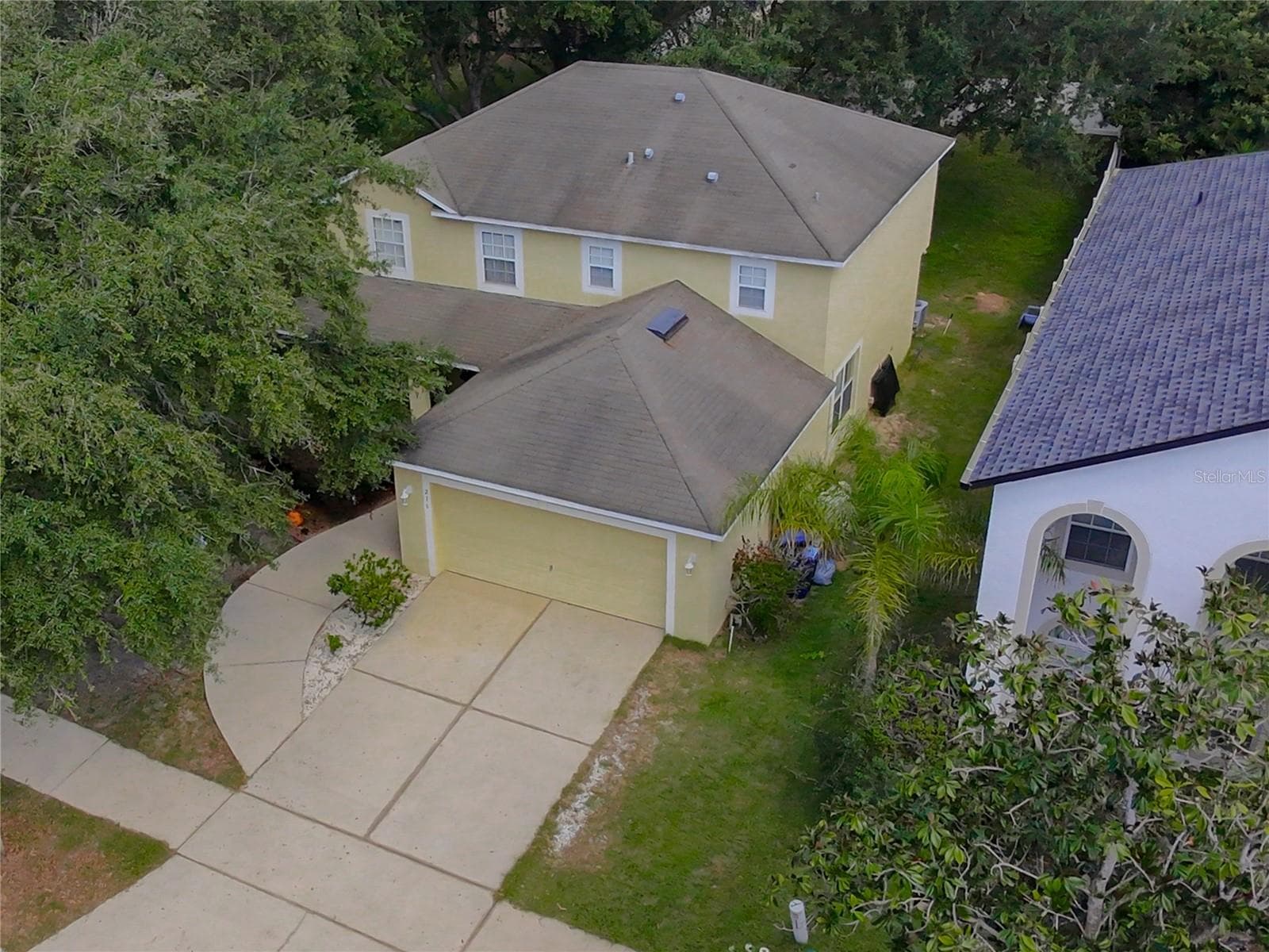 Single Family Residence at 216 TRES REYES LN, GROVELAND, photo 8 of 40