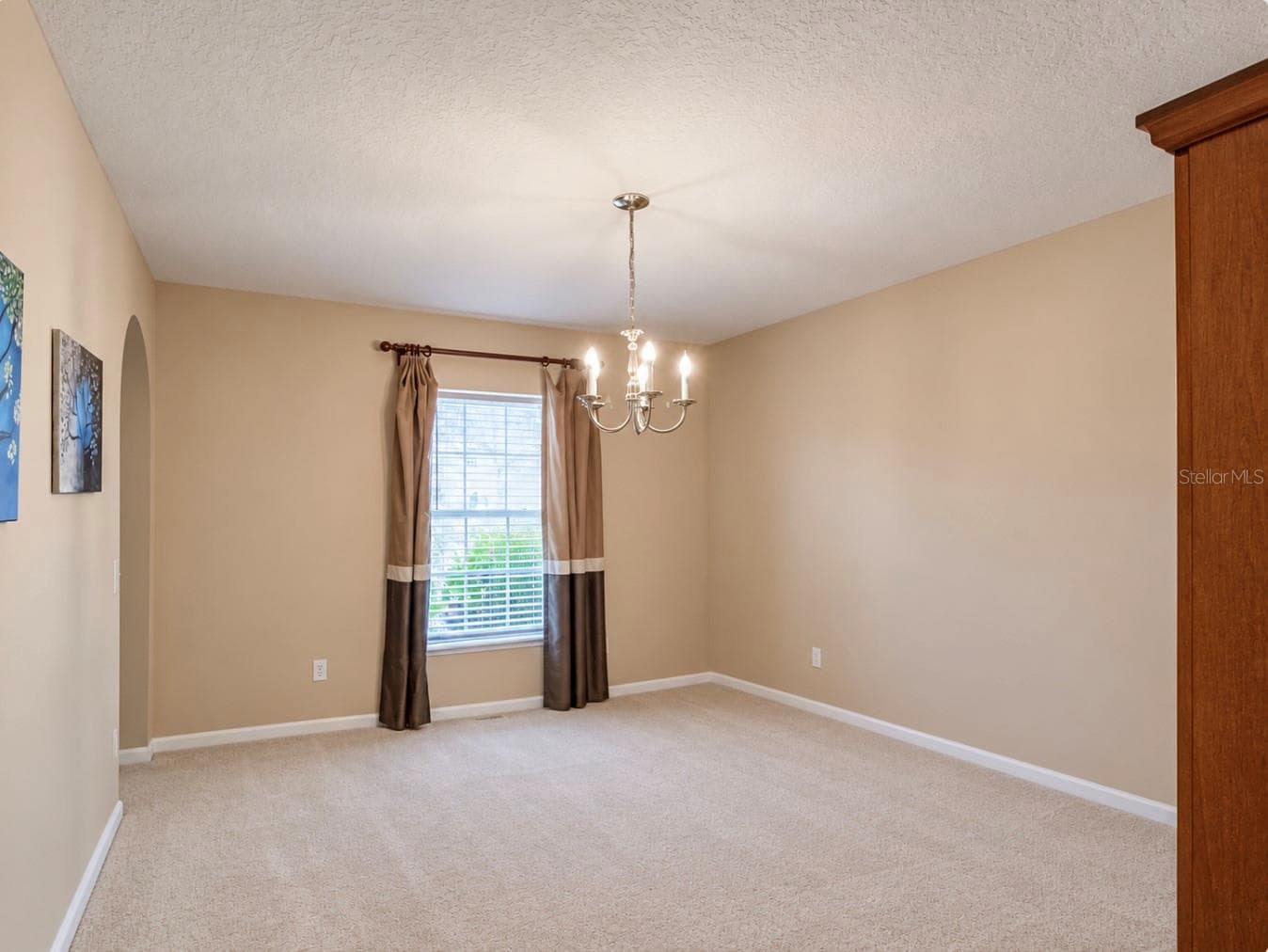 familiy room - first floor - 216 TRES REYES LN, GROVELAND