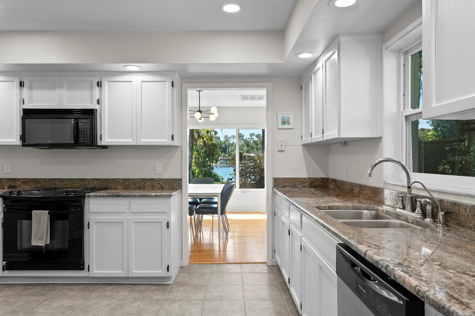 Single Family Residence at 17127 RAINBOW TER, ODESSA, photo 7 of 96