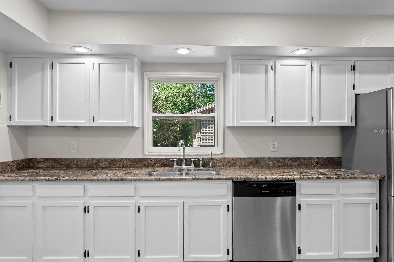 Single Family Residence at 17127 RAINBOW TER, ODESSA, photo 27 of 96