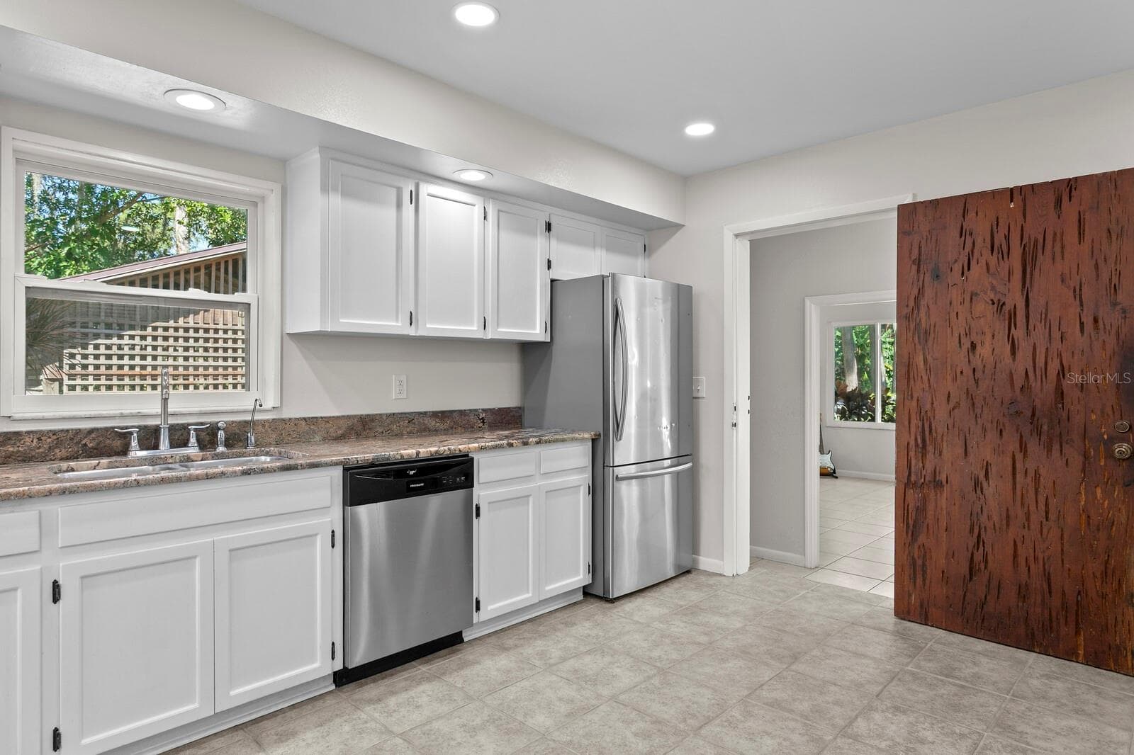 Single Family Residence at 17127 RAINBOW TER, ODESSA, photo 28 of 96