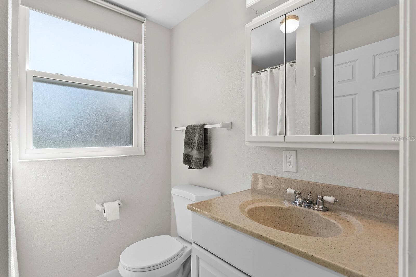 Single Family Residence at 17127 RAINBOW TER, ODESSA, photo 43 of 96