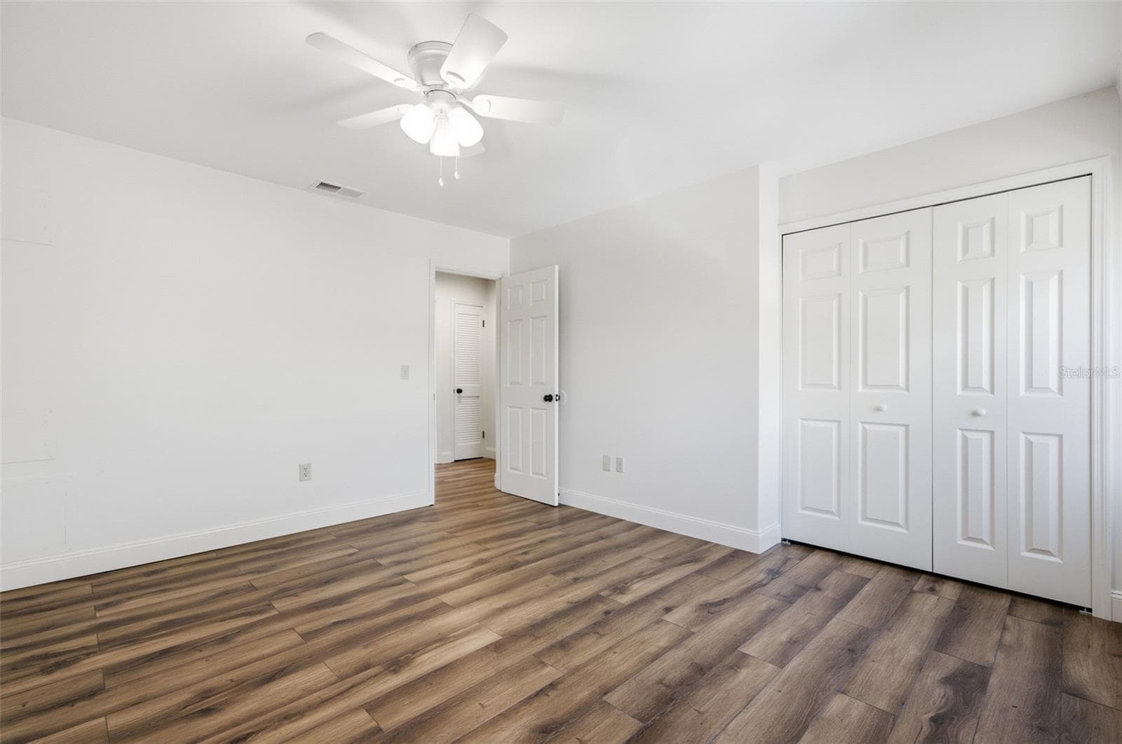 Condominium at 1920 E EDGEWOOD DR #E4, LAKELAND, photo 17 of 32
