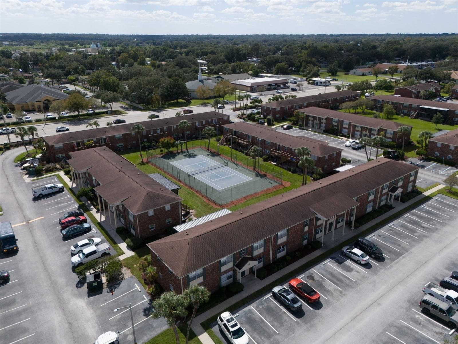 Condominium at 1920 E EDGEWOOD DR #E4, LAKELAND, photo 27 of 32