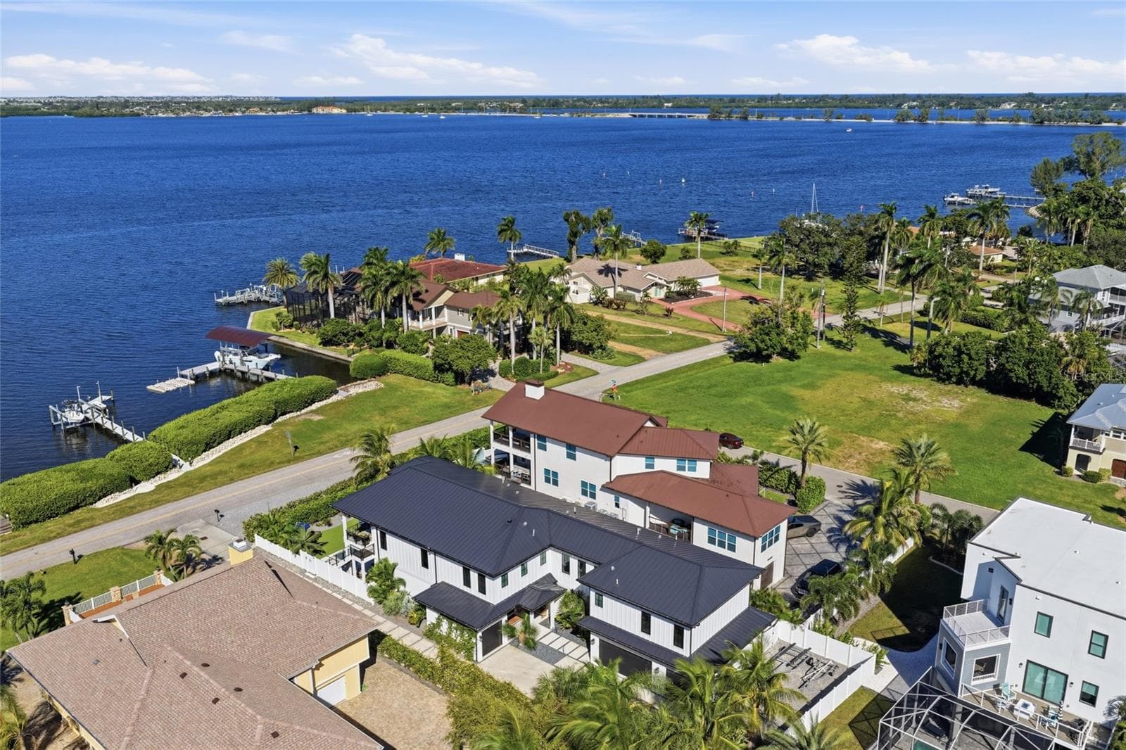 Single Family Residence at 1707 PALMA SOLA BLVD, BRADENTON, photo 43 of 100