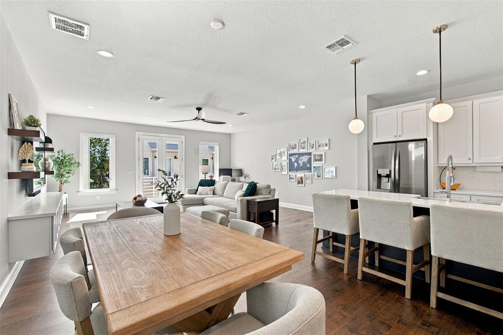 Townhouse at 4719 LEGACY PARK DR, TAMPA, photo 18 of 45