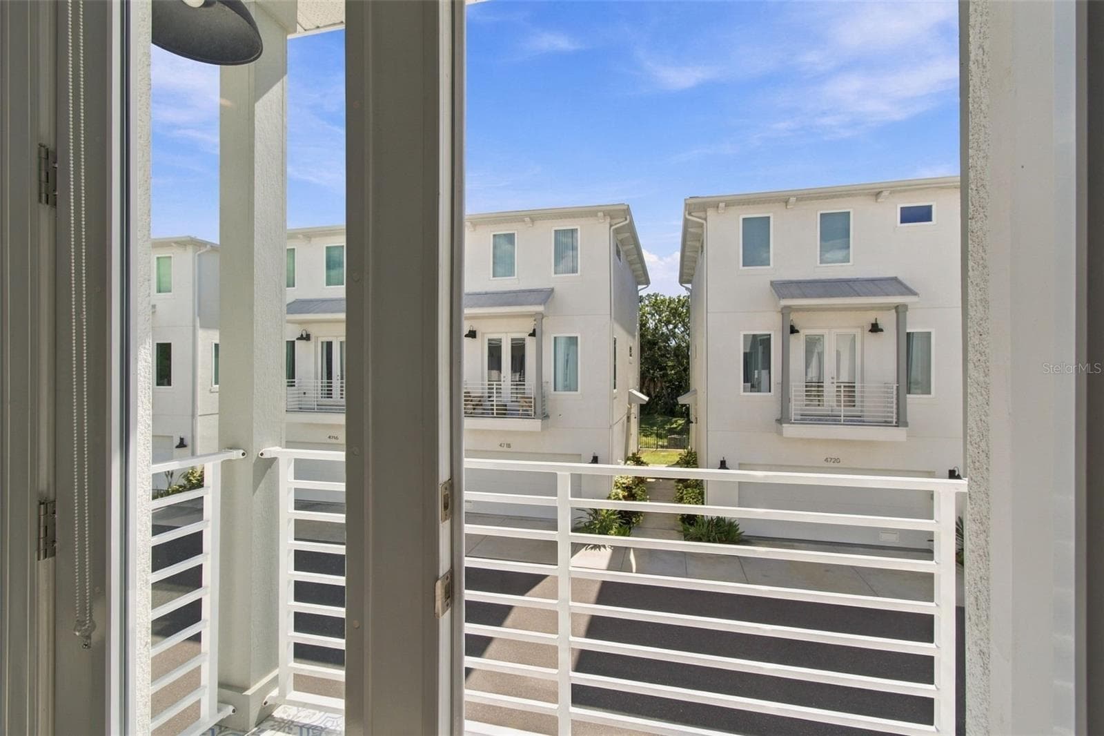 Townhouse at 4719 LEGACY PARK DR, TAMPA, photo 26 of 45