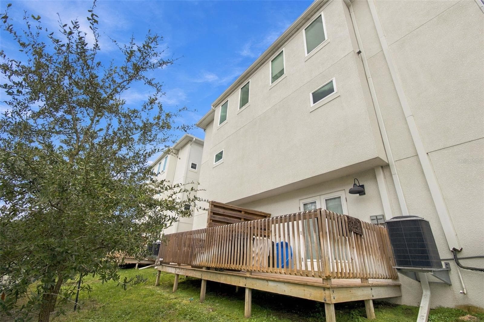 Townhouse at 4719 LEGACY PARK DR, TAMPA, photo 38 of 45