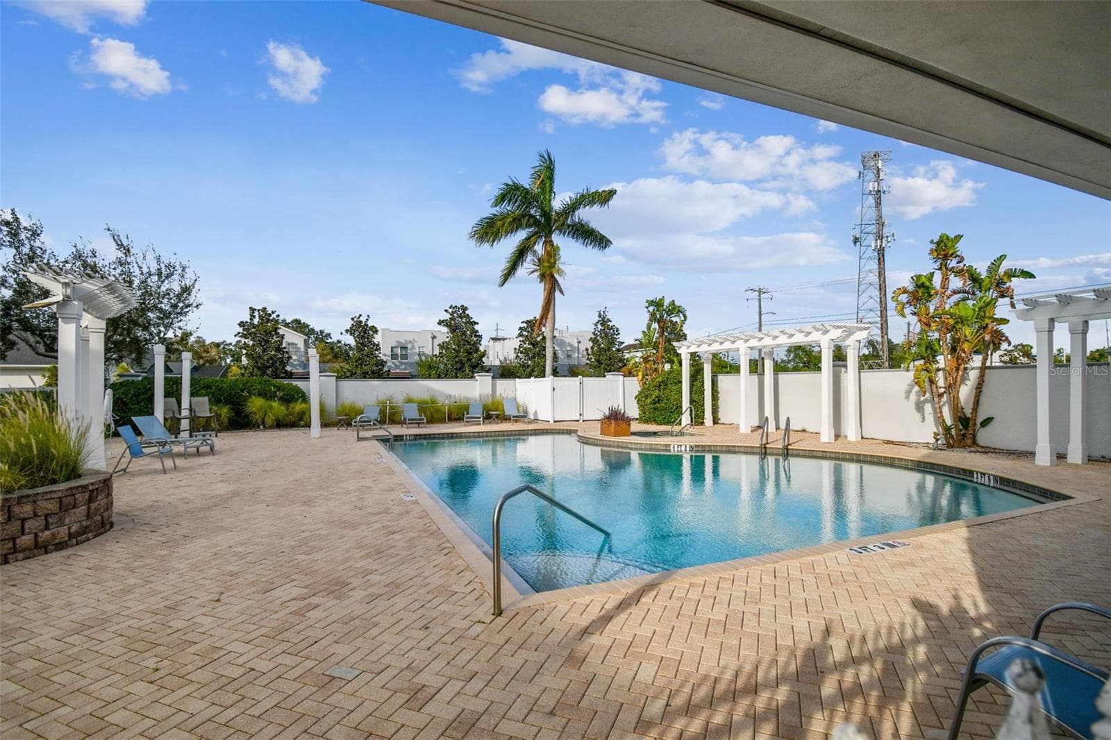 Townhouse at 4719 LEGACY PARK DR, TAMPA, photo 40 of 45