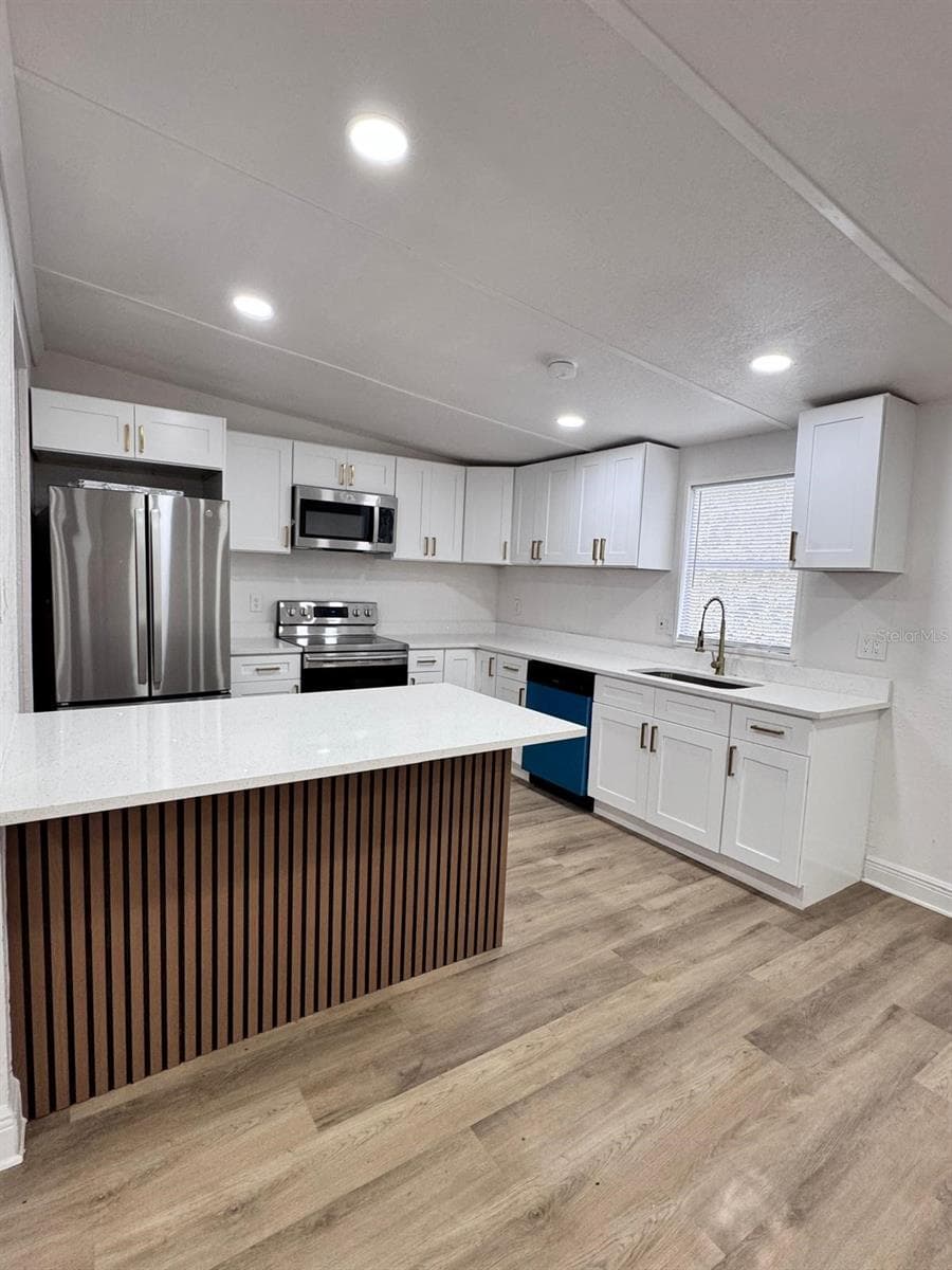 Manufactured Home at 116 2ND ST, DAVENPORT, photo 8 of 36