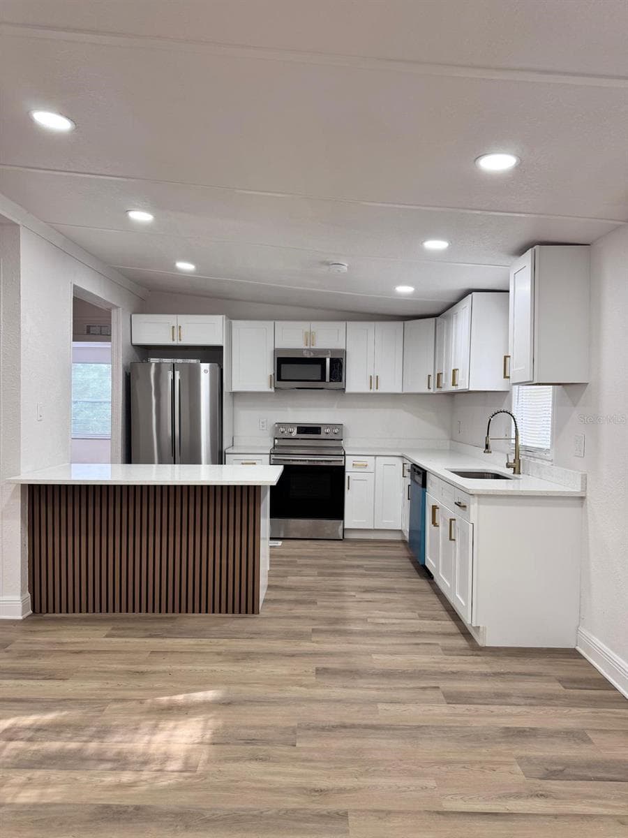 Manufactured Home at 116 2ND ST, DAVENPORT, photo 9 of 36