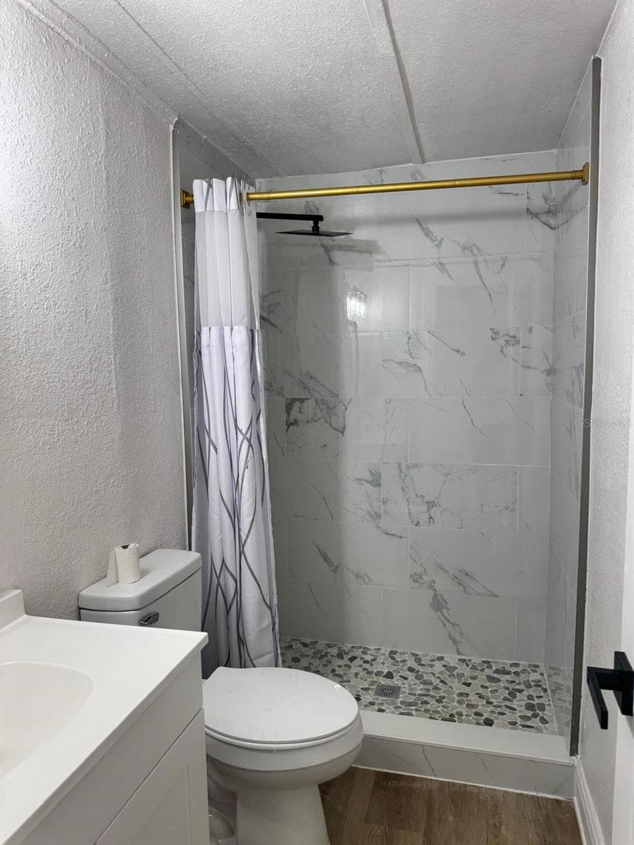 Manufactured Home at 116 2ND ST, DAVENPORT, photo 12 of 36