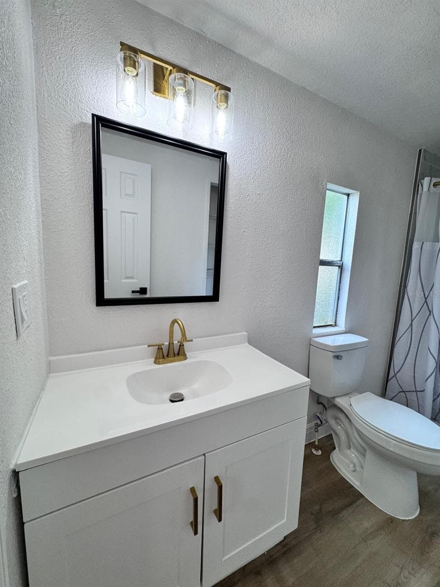 Manufactured Home at 116 2ND ST, DAVENPORT, photo 21 of 36