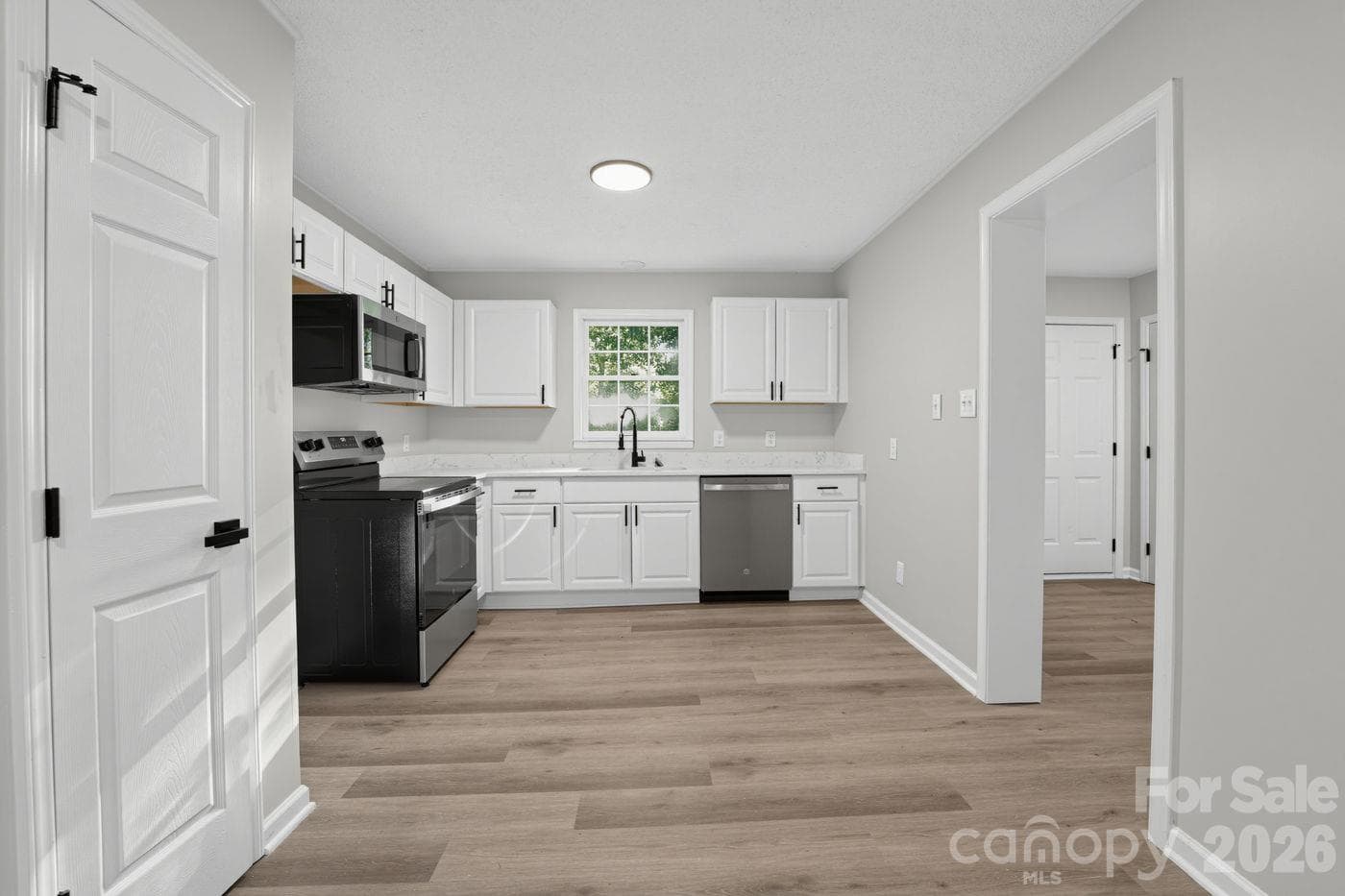 Single Family Residence at 1227 Eden Drive, Chester, photo 5 of 13
