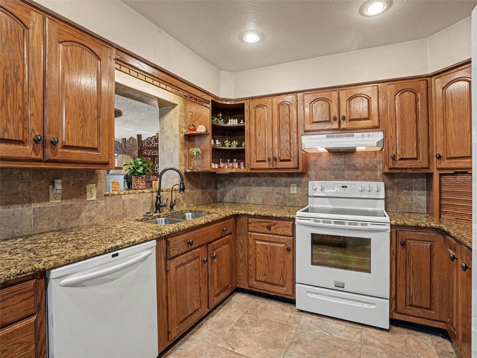 Single Family Residence at 1208 PLEASANT PL, LAKELAND, photo 20 of 31