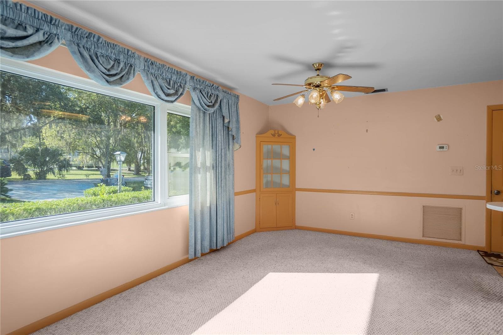 Single Family Residence at 8621 E GOSPEL ISLAND RD, INVERNESS, photo 11 of 40